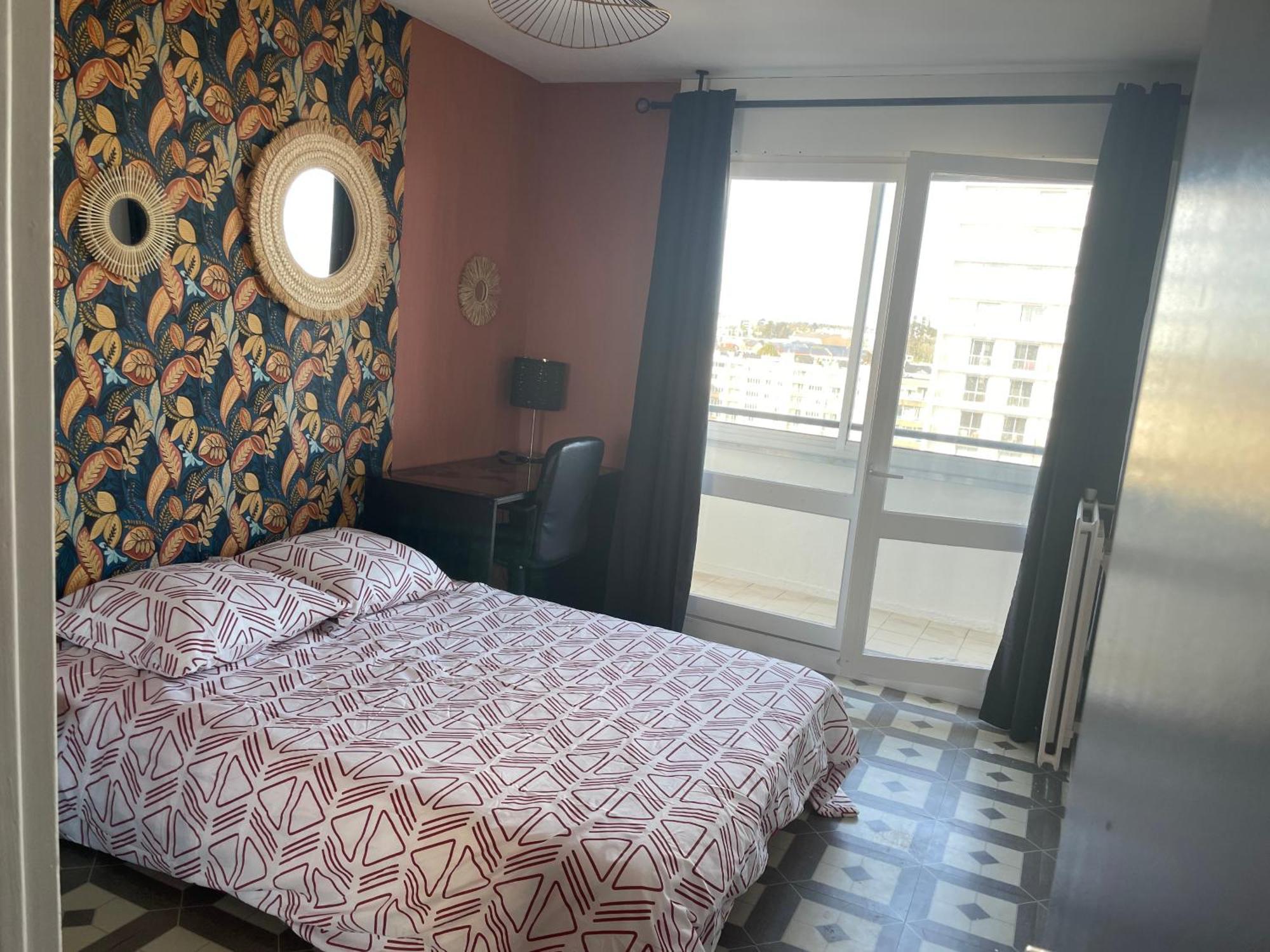 Couette-café Proche Commerce Et Universite 1 Brest